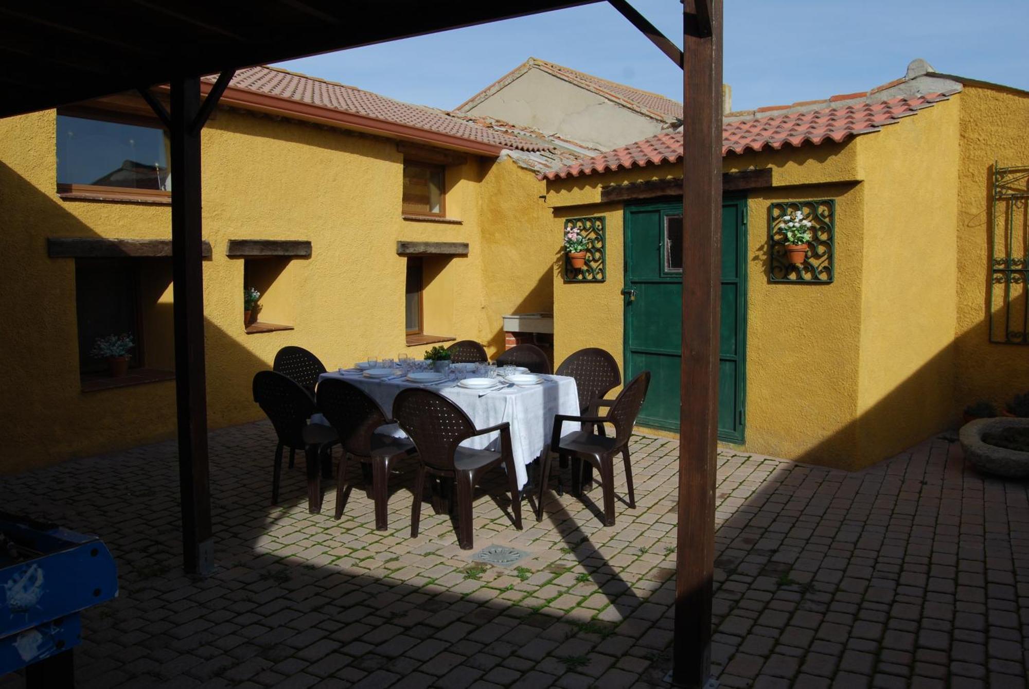 Arroyo Milano Casa Rural Maello Exterior photo